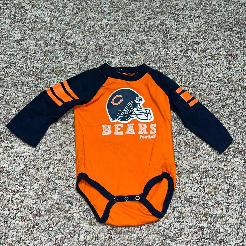 NFL Chicago‎ Bears One-Piece Bodysuit 3-6 Months Orange Navy Long Sleeve Cotton